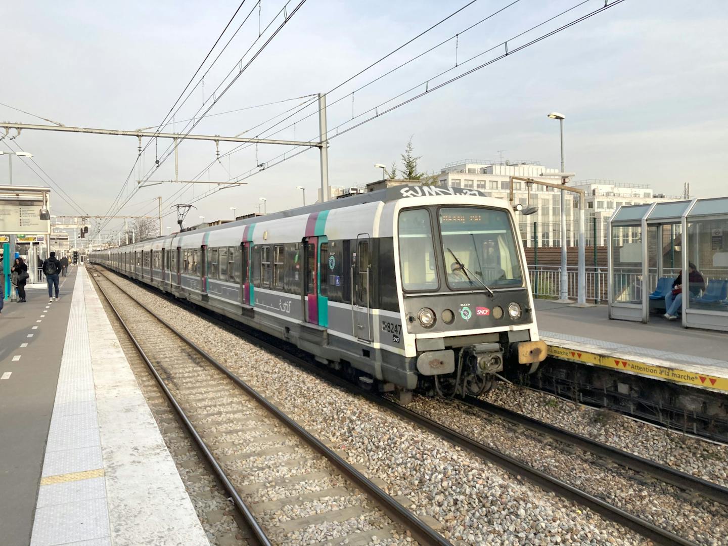 Tout ce que vous devez savoir sur le RER B : horaires, itinéraires et ...